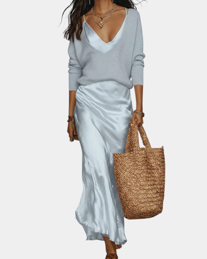 ABITO SATINATO ELEGANTE CON MAGLIA OVERSIZE