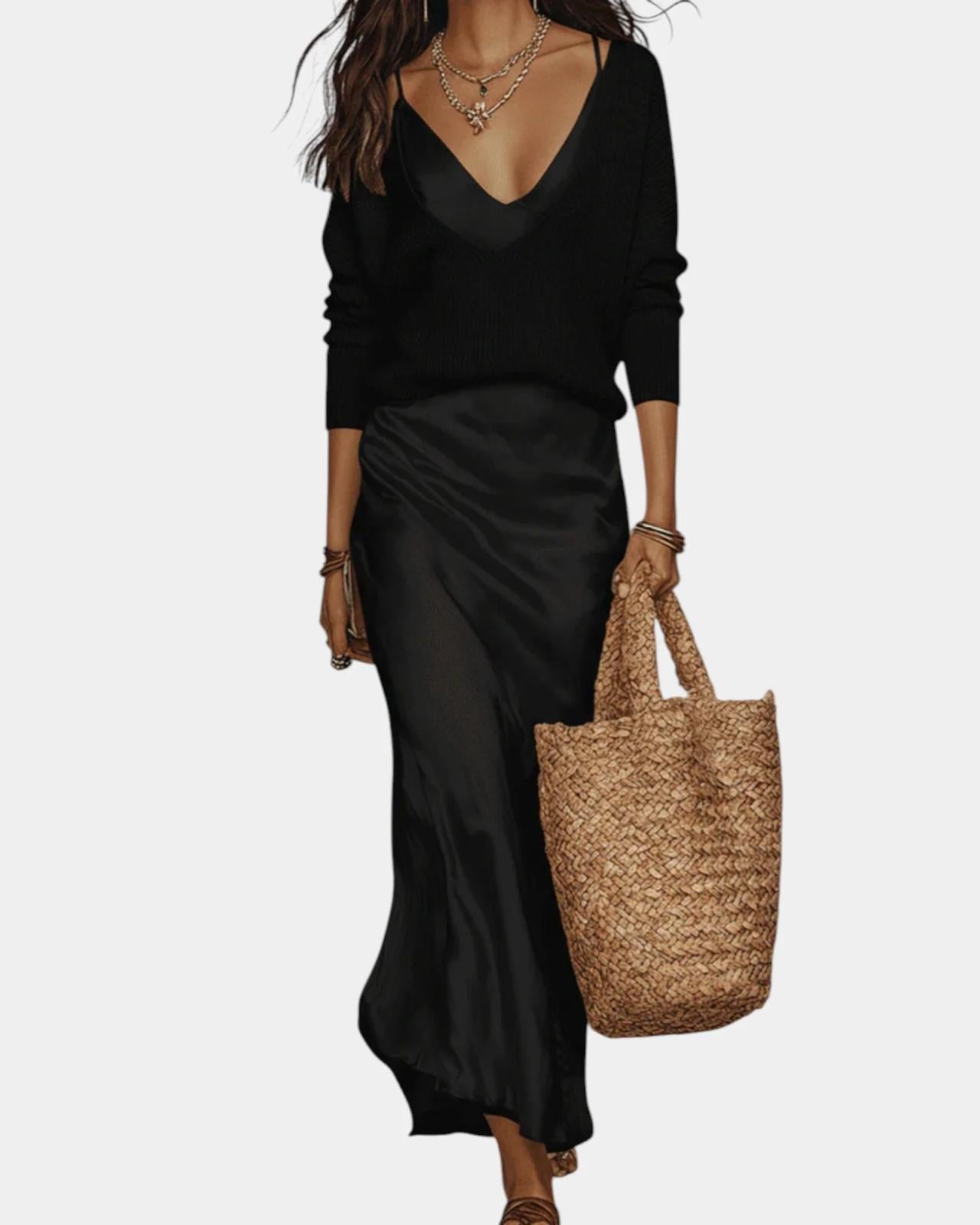 ABITO SATINATO ELEGANTE CON MAGLIA OVERSIZE